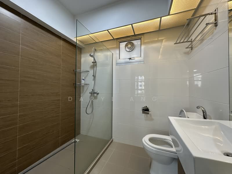876C Tampines Avenue 8, 876C Tampines Avenue 8, 2 Bedrooms, 1,216 sqft, HDB Flat For Rent, by Daryl Ang, 500224494 - Bathroom - PropertyGuru.com.sg