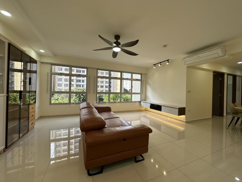 876C Tampines Avenue 8, 876C Tampines Avenue 8, 2 Bedrooms, 1,216 sqft, HDB Flat For Rent, by Daryl Ang, 500224494 - Living Room - PropertyGuru.com.sg