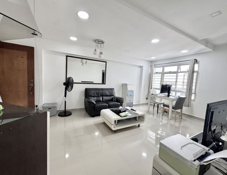 407B Fernvale Road, 407B Fernvale Road, Room Rental, 200 sqft, HDB Flat For Rent, by Esther Low, 500224495 - Living Room - PropertyGuru.com.sg