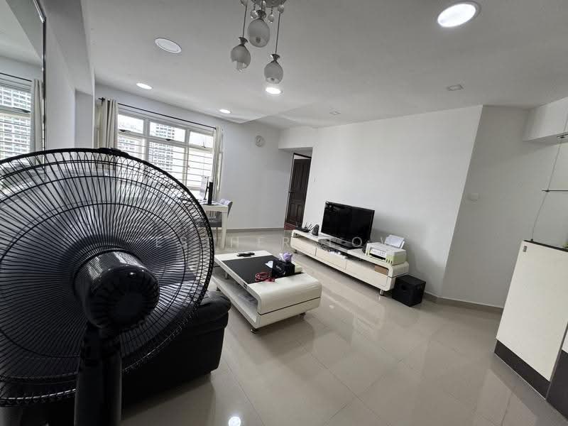 407B Fernvale Road, 407B Fernvale Road, Seletar / Yio Chu Kang, Room Rental, 200 sqft, HDB Flat For Rent, by Esther Low, 500224495 - PropertyGuru.com.sg