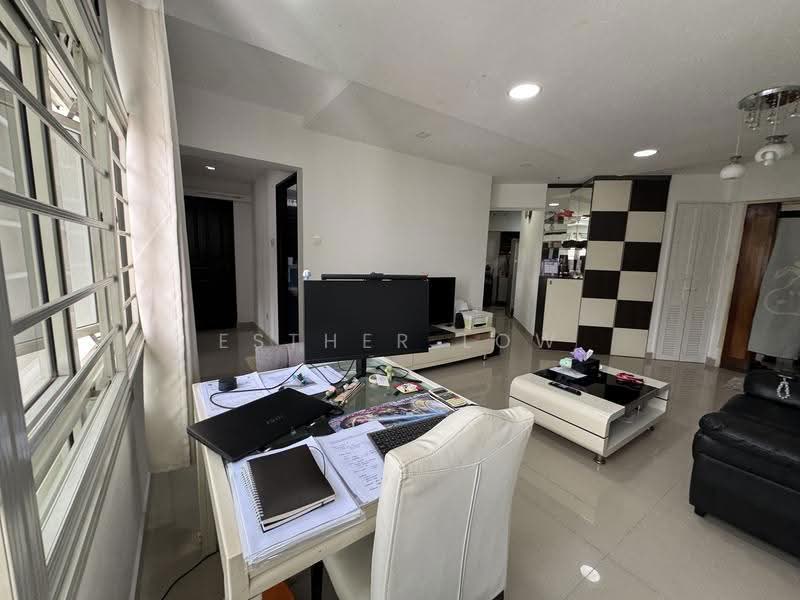 407B Fernvale Road, 407B Fernvale Road, Seletar / Yio Chu Kang, Room Rental, 200 sqft, HDB Flat For Rent, by Esther Low, 500224495 - PropertyGuru.com.sg