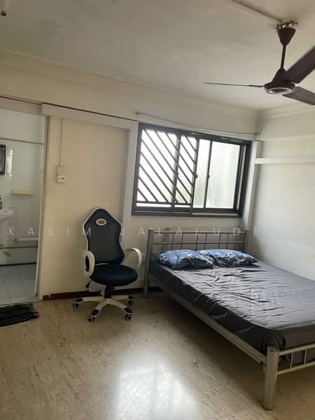 261 Jurong East Street 24, 261 Jurong East Street 24, 2 Bedrooms, 731 sqft, HDB Flat For Sale, by Kasim Jalaludeen, 500224496 - Bedroom - PropertyGuru.com.sg