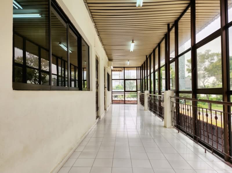 2A Paterson Hill, Paterson Hill, 5 Bedrooms, 7,000 sqft, Bungalow House For Sale, by Kenneth Wong, 500224510 - Corridor - PropertyGuru.com.sg