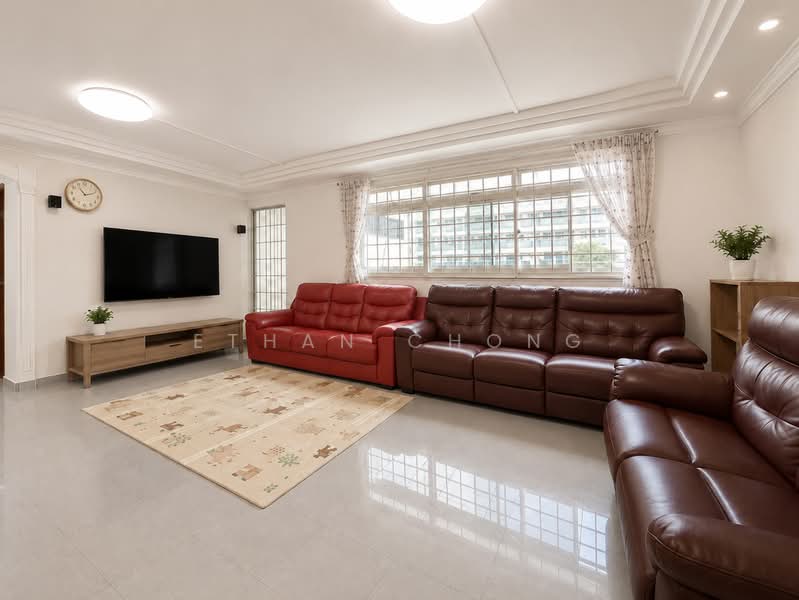 816 Woodlands Street 82, 816 Woodlands Street 82, 6 Bedrooms, 1,905 sqft, HDB Flat For Sale, by Ethan Chong, 500224518 - Living Room - PropertyGuru.com.sg