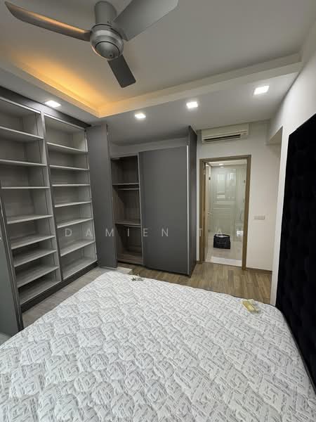 Lakeville, 1 Jurong Lake Link, 4 Bedrooms, 1,270 sqft, Condominium For Rent, by Damien Tan, 500224527 - PropertyGuru.com.sg
