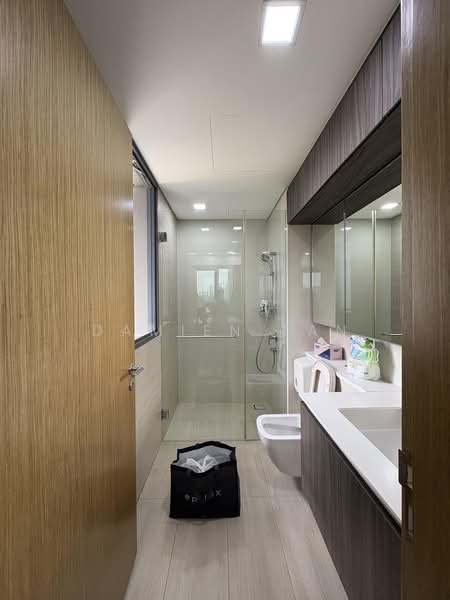 Lakeville, 1 Jurong Lake Link, 4 Bedrooms, 1,270 sqft, Condominium For Rent, by Damien Tan, 500224527 - PropertyGuru.com.sg