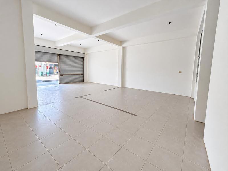 Ground Floor Shop for Rent with 2 Parking Space, Opal Crescent, Balestier / Toa Payoh, 1,100 sqft, Shop / Shophouse For Rent, by Eunice Wong, 500224534 - Interior - CommercialGuru.com.sg