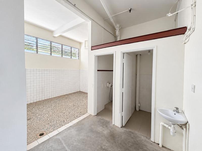 Ground Floor Shop for Rent with 2 Parking Space, Opal Crescent, Balestier / Toa Payoh, 1,100 sqft, Shop / Shophouse For Rent, by Eunice Wong, 500224534 - Bathroom - CommercialGuru.com.sg
