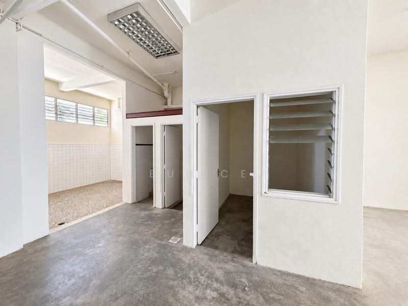 Ground Floor Shop for Rent with 2 Parking Space, Opal Crescent, Balestier / Toa Payoh, 1,100 sqft, Shop / Shophouse For Rent, by Eunice Wong, 500224534 - Interior - CommercialGuru.com.sg