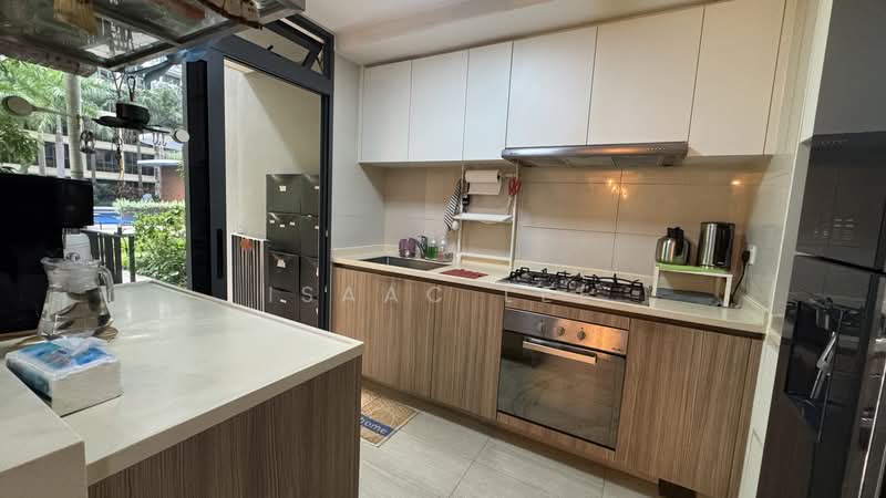Hundred Palms Residences, 262 Yio Chu Kang Road, 4 Bedrooms, 1,270 sqft, Executive Condominium For Rent, by Isaac Lee, 500224536 - Kitchen - PropertyGuru.com.sg