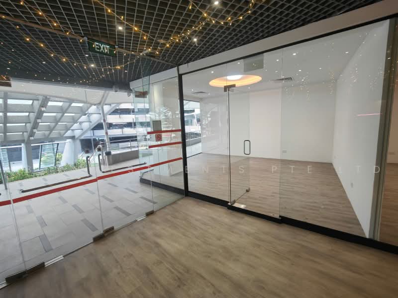 The Plaza, 7500A Beach Road, 258 sqft, Other Retail For Rent, by Mohammad Ashraf Bhadelia, 500224548 - Entrance - CommercialGuru.com.sg