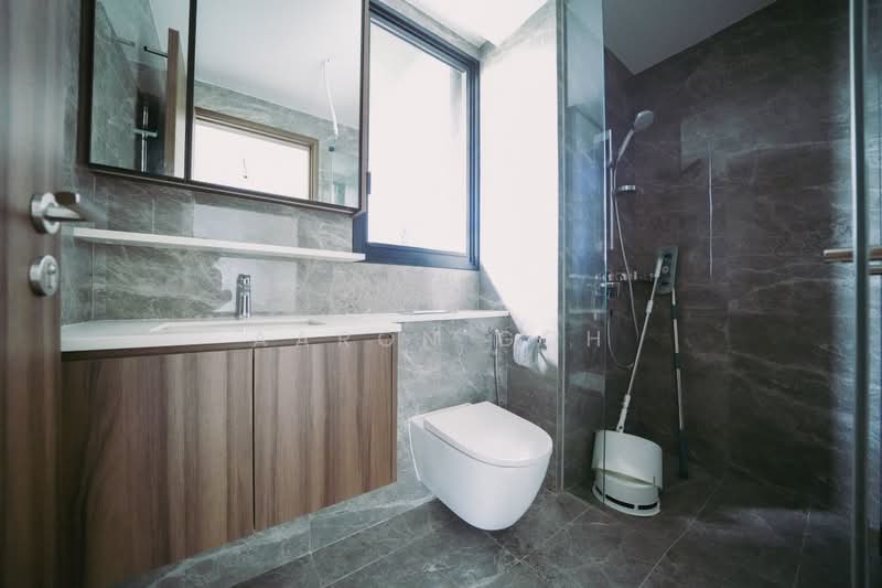 Lentor Modern, 3 Lentor Central, 3 Bedrooms, 969 sqft, Condominium For Rent, by Aaron Goh, 500224550 - Bathroom - PropertyGuru.com.sg