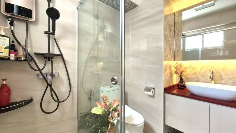 28 Ghim Moh Link, 28 Ghim Moh Link, 3 Bedrooms, 1,216 sqft, HDB Flat For Sale, by Shaun Dhillon, 500224551 - Master Bathroom - PropertyGuru.com.sg