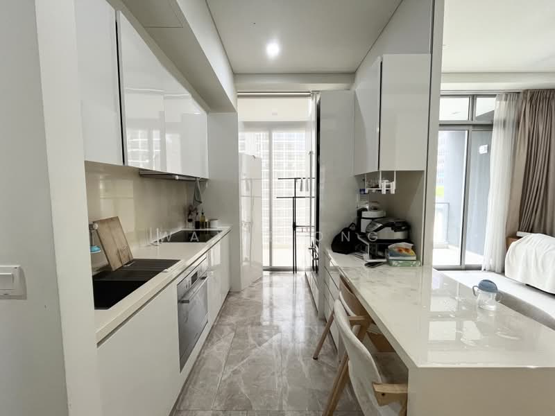 The Laurels @ Cairnhill Road, 38 Cairnhill Road, 2 Bedrooms, 1,001 sqft, Condominium For Rent, by Wayne Ong, 500224554 - Kitchen - PropertyGuru.com.sg