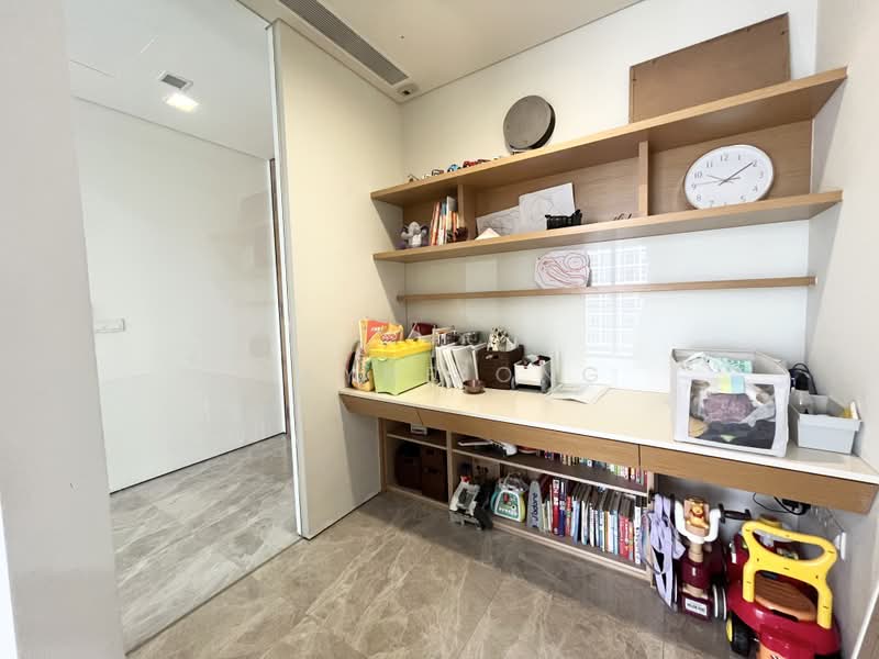 The Laurels @ Cairnhill Road, 38 Cairnhill Road, 2 Bedrooms, 1,001 sqft, Condominium For Rent, by Wayne Ong, 500224554 - Study - PropertyGuru.com.sg