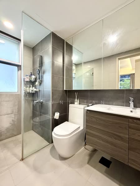 Ecopolitan, 128 Punggol Walk, 3 Bedrooms, 893 sqft, Executive Condominium For Sale, by Wayne Tan, 500224571 - Bathroom - PropertyGuru.com.sg