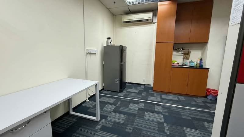 FITTED MOVE IN READY OFFICE UBI! Plug and Play 1151 SQFT. Ubi MacPherson MRT. Near PIE, , 1,151 sqft, Light Industrial (B1) For Rent, by CD Sung, 500224574 - Interior - CommercialGuru.com.sg