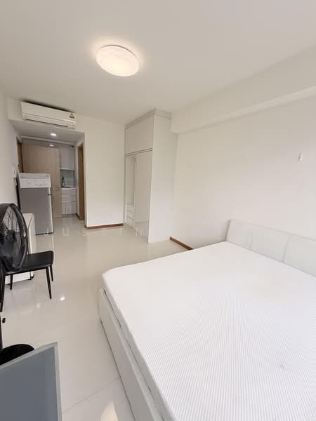 Forestville, 32 Woodlands Drive 16, Studio, 250 sqft, Executive Condominium For Rent, by Justin Chong, 500224576 - Bedroom - PropertyGuru.com.sg