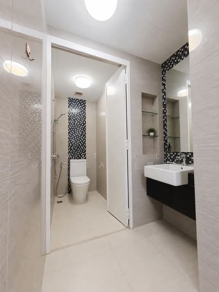 CHEAP City Fringe Freehold 1 plus study!, , 1 Bedroom, 463 sqft, Apartment For Sale, by Sebastian Lim Ong Lai (恩莱), 500224581 - Bathroom - PropertyGuru.com.sg