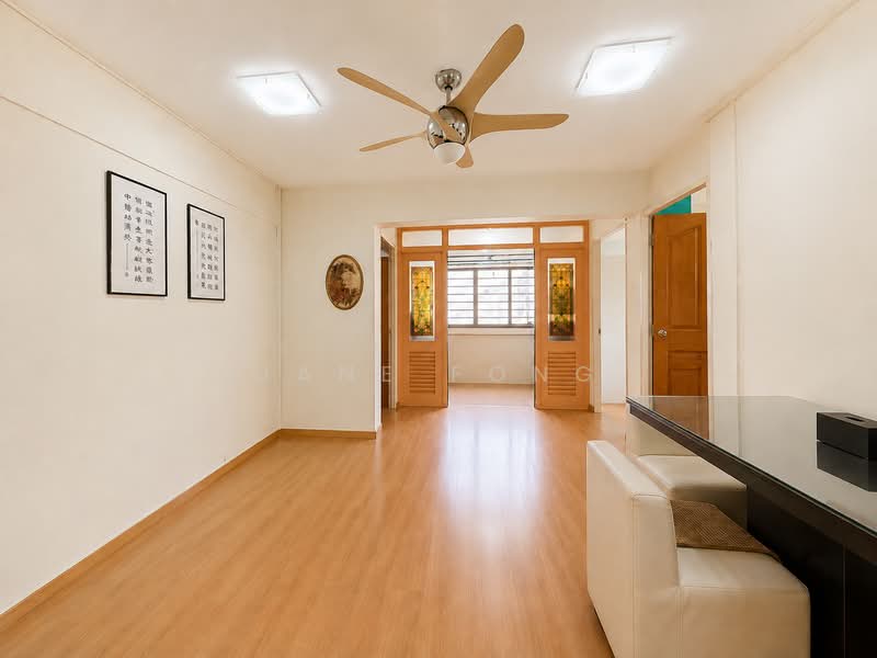407 Bedok North Avenue 3, 407 Bedok North Avenue 3, 3 Bedrooms, 1,270 sqft, HDB Flat For Rent, by Jane Fong, 500224584 - Living Room - PropertyGuru.com.sg