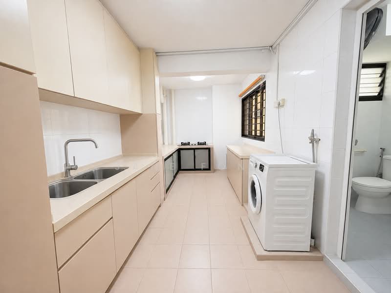 407 Bedok North Avenue 3, 407 Bedok North Avenue 3, 3 Bedrooms, 1,270 sqft, HDB Flat For Rent, by Jane Fong, 500224584 - Kitchen - PropertyGuru.com.sg
