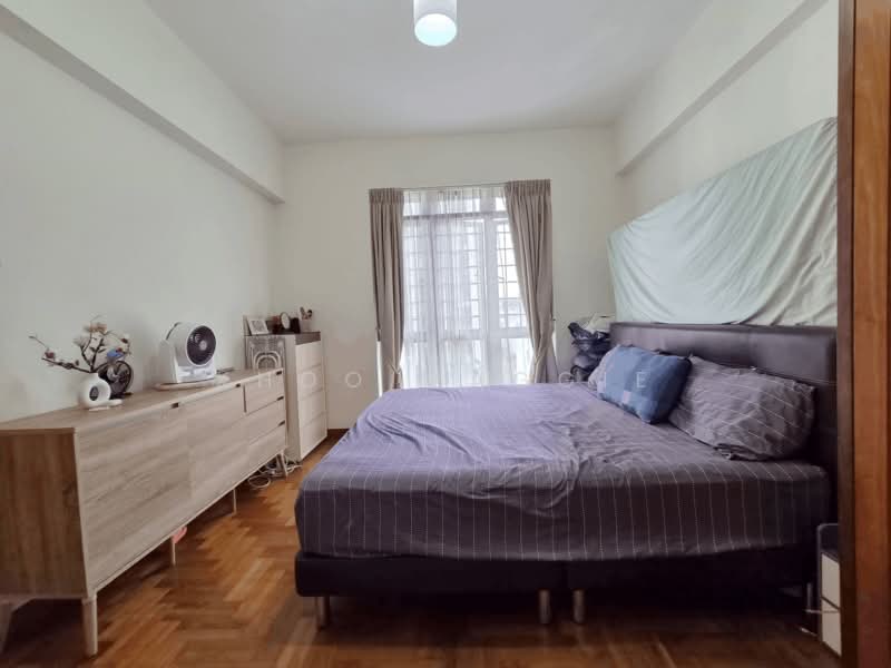 East Meadows, 30 Tanah Merah Kechil Road, 2 Bedrooms, 861 sqft, Condominium For Rent, by Khoo Maggie, 500224585 - Bedroom - PropertyGuru.com.sg