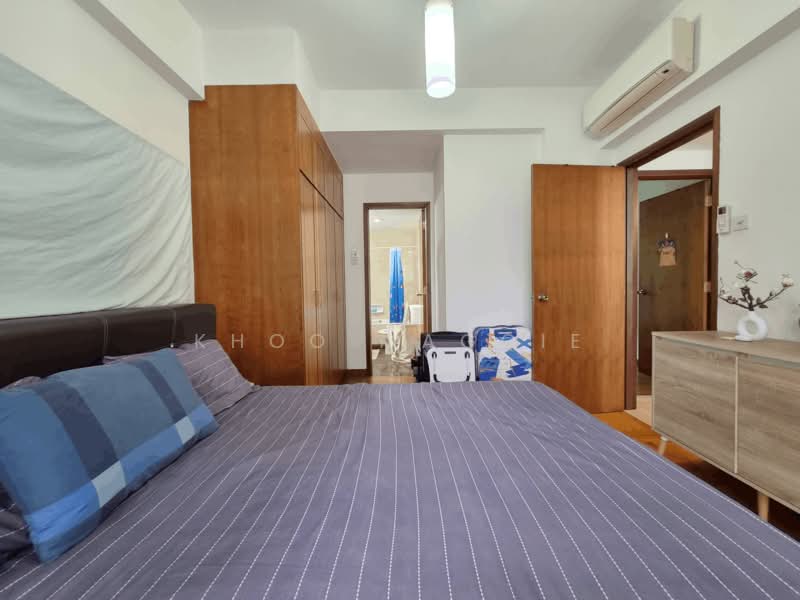 East Meadows, 30 Tanah Merah Kechil Road, 2 Bedrooms, 861 sqft, Condominium For Rent, by Khoo Maggie, 500224585 - Bedroom - PropertyGuru.com.sg