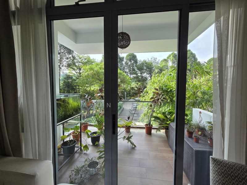 Viz at Holland, 221 Queensway, 3 Bedrooms, 1,259 sqft, Condominium For Rent, by Ann Ong, 500224595 - Balcony - PropertyGuru.com.sg