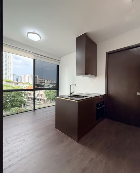 Lavender Residence, 288 Lavender street, 2 Bedrooms, 463 sqft, Condominium For Sale, by Tracy Lim, 500224601 - Kitchen - PropertyGuru.com.sg
