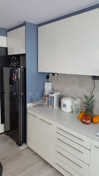 520 Bedok North Avenue 1, 520 Bedok North Avenue 1, 2 Bedrooms, 721 sqft, HDB Flat For Rent, by Jonquil Woon, 500224607 - Kitchen - PropertyGuru.com.sg