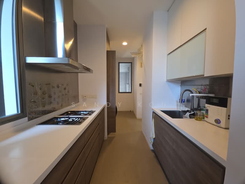 Leedon Residence, 10 Leedon Heights, 3 Bedrooms, 2,110 sqft, Condominium For Rent, by Sandy Koh, 500224621 - Kitchen - PropertyGuru.com.sg