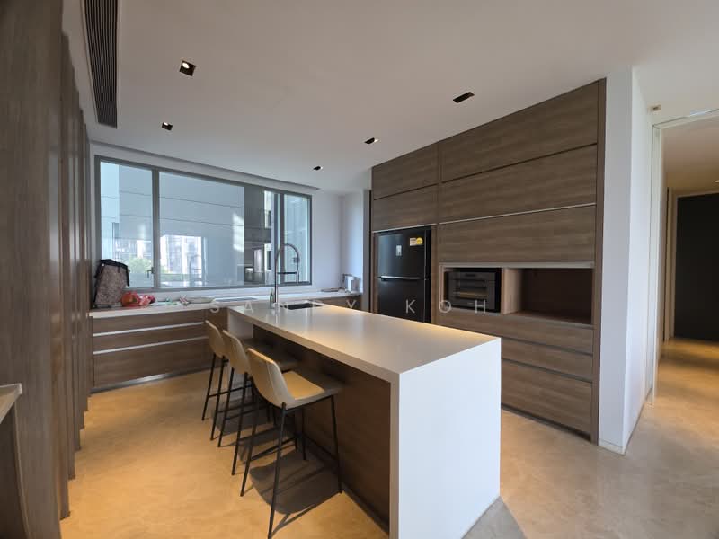 Leedon Residence, 10 Leedon Heights, 3 Bedrooms, 2,110 sqft, Condominium For Rent, by Sandy Koh, 500224621 - Kitchen - PropertyGuru.com.sg