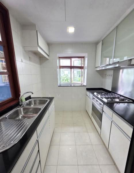Cote D'Azur, 62 Marine Parade Road, 1 Bedroom, 990 sqft, Condominium For Sale, by Sam Lek, 500224626 - Kitchen - PropertyGuru.com.sg