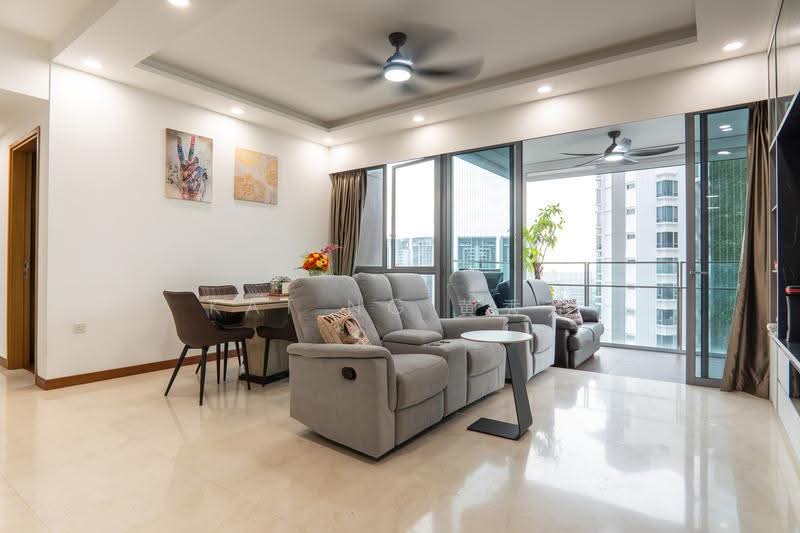 Vista Residences, 26 Jalan Datoh, Balestier / Toa Payoh, 4 Bedrooms, 1,410 sqft, Condominium For Sale, by Kat Ng 黄秀芳, 500224629 - Living Room - PropertyGuru.com.sg