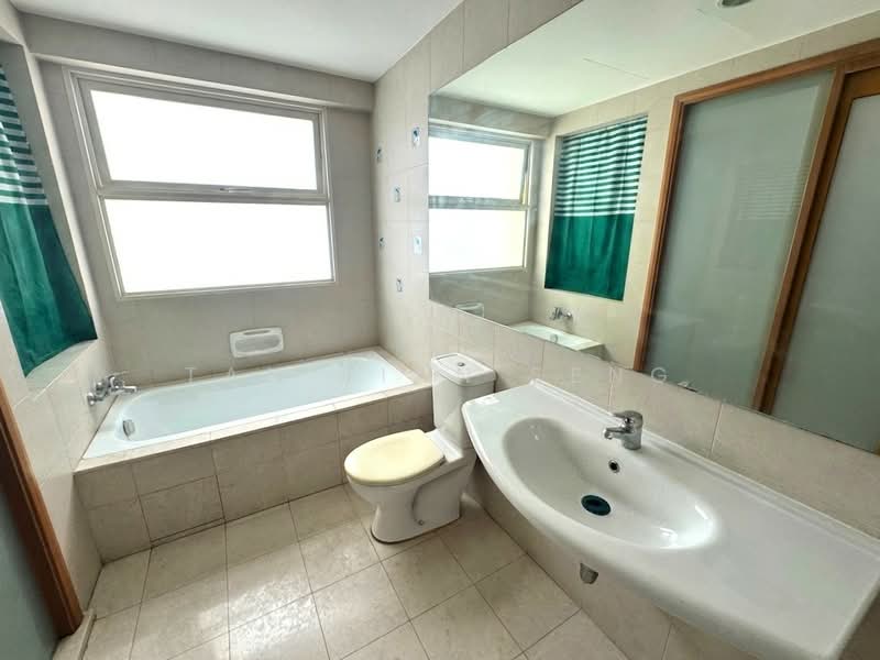 The Shaughnessy, 2 Miltonia Close, 5 Bedrooms, 3,584 sqft, Cluster House For Sale, by Tan Kian Seng, 500224641 - Bathroom - PropertyGuru.com.sg