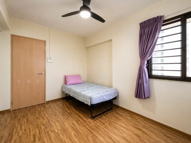 363 Woodlands Avenue 5, 363 Woodlands Avenue 5, Room Rental, 200 sqft, HDB Flat For Rent, by Caryn Annabelle Ho, 500224645 - Common bedroom - PropertyGuru.com.sg