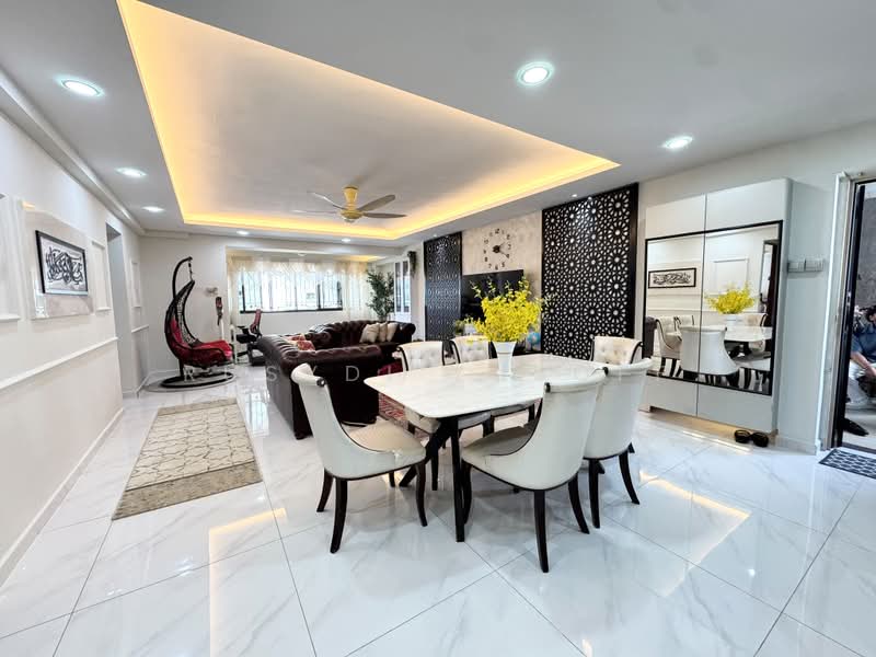 662 Jalan Damai, 662 Jalan Damai, 3 Bedrooms, 1,539 sqft, HDB Flat For Sale, by Rusydi Yusoff, 500224651 - Living Room - PropertyGuru.com.sg