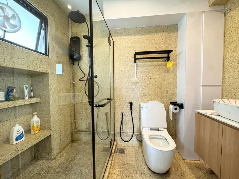 662 Jalan Damai, 662 Jalan Damai, 3 Bedrooms, 1,539 sqft, HDB Flat For Sale, by Rusydi Yusoff, 500224651 - Bathroom - PropertyGuru.com.sg