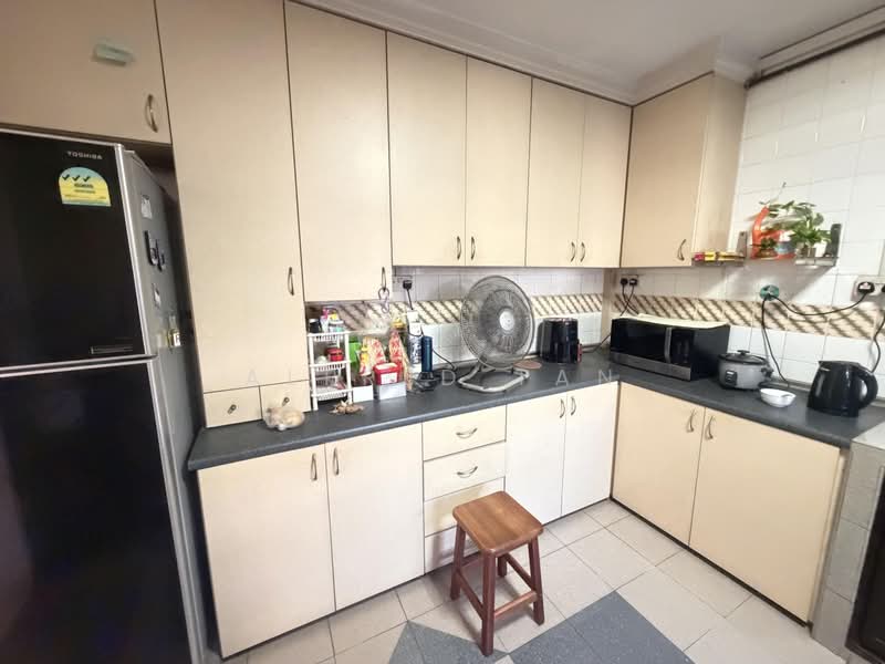 349 Tampines Street 33, 349 Tampines Street 33, 3 Bedrooms, 1,356 sqft, HDB Flat For Rent, by Alfred Tan, 500224653 - Kitchen - PropertyGuru.com.sg