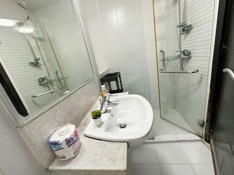 Le Crescendo, 233 Paya Lebar Road, Room Rental, 150 sqft, Condominium For Rent, by Patrick Lim, 500224655 - Bathroom - PropertyGuru.com.sg