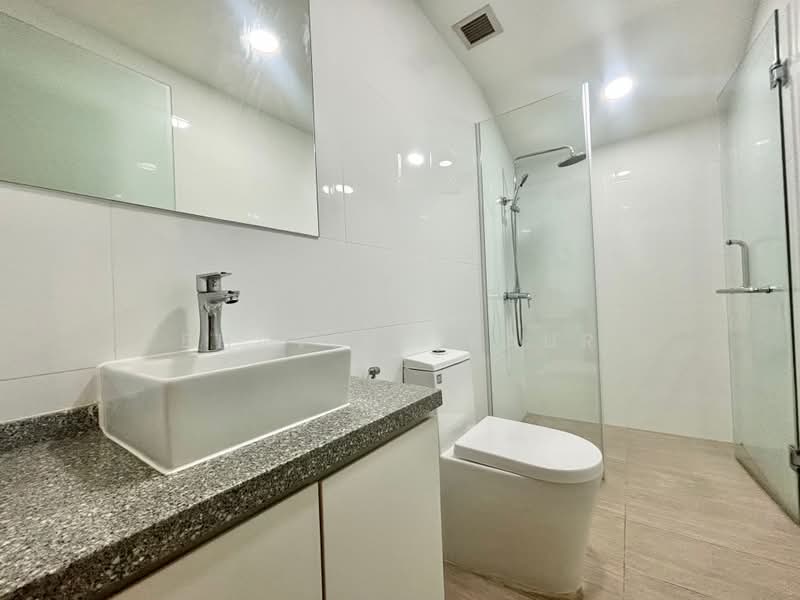 The Compass At Chancery, 6U Chancery Hill Road, 3 Bedrooms, 2,405 sqft, Cluster House For Rent, by Bhavina Kaur, 500224664 - Bathroom - PropertyGuru.com.sg
