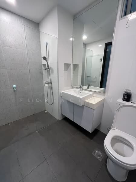 Wembly Residences, 28 Yio Chu Kang Road, 3 Bedrooms, 1,163 sqft, Apartment For Rent, by Florence Lim, 500224667 - Bathroom - PropertyGuru.com.sg