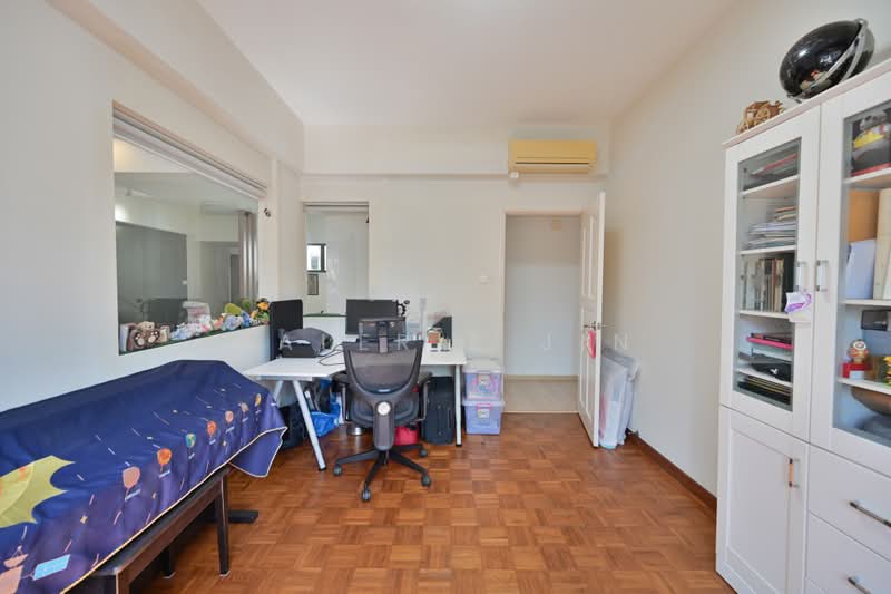 St Patrick's Court, 21A St Patrick's Road, 3 Bedrooms, 1,324 sqft, Apartment For Sale, by Valerie Jin, 500224670 - Bedroom 2 - PropertyGuru.com.sg