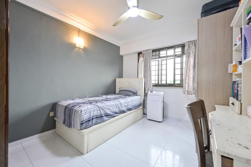 589D Montreal Drive, 589D Montreal Drive, 3 Bedrooms, 969 sqft, HDB Flat For Sale, by Chloe Teo, 500224671 - Common Bedroom 1 - PropertyGuru.com.sg