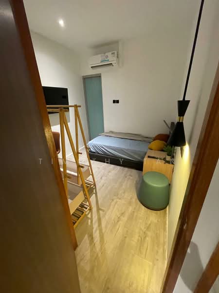 5 Bedroom Conservation House at Dalhousie Lane, Dalhousie Lane, 5 Bedrooms, 1,200 sqft, Conservation House For Rent, by Timothy Tan, 500224674 - Bedroom - PropertyGuru.com.sg