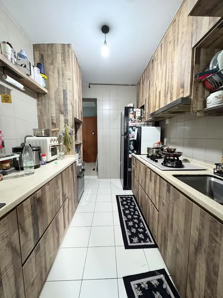 333C Yishun Street 31, 333C Yishun Street 31, 3 Bedrooms, 990 sqft, HDB Flat For Sale, by Rusydi Yusoff, 500224675 - Kitchen - PropertyGuru.com.sg