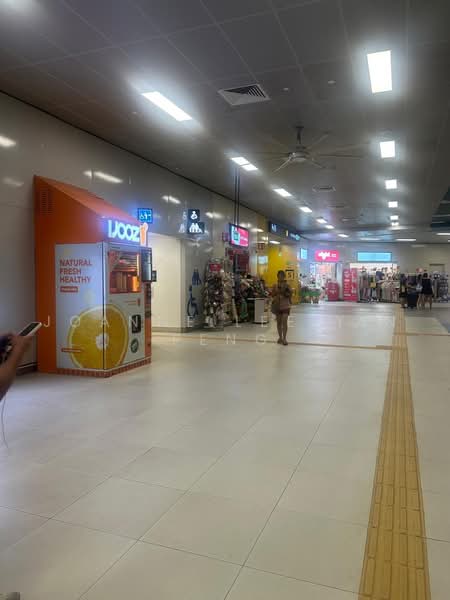 Pasir Ris Mall, Pasir Ris Central, 240 sqft, Other Retail For Rent, by Joanne Lee Yin Peng, 500224682 - Interior - CommercialGuru.com.sg