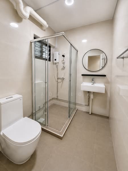 430 Hougang Avenue 6, 430 Hougang Avenue 6, 4 Bedrooms, 1,657 sqft, HDB Flat For Sale, by Jade Low, 500224696 - Bathroom - PropertyGuru.com.sg