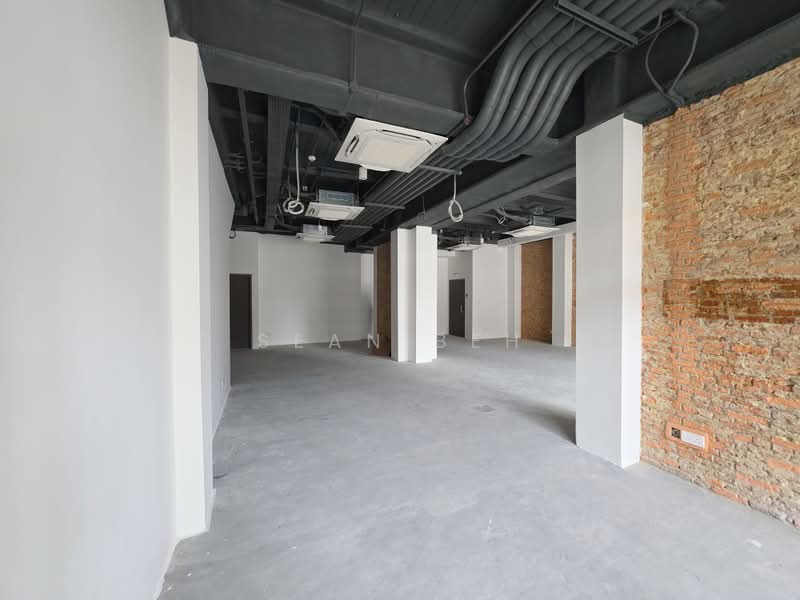 Newly Renovated Commercial Shophouse for rent!, 591 Serangoon Road, Farrer Park / Serangoon Rd, 1,187 sqft, Shop / Shophouse For Rent, by Sean Beh, 500224710 - Interior - CommercialGuru.com.sg