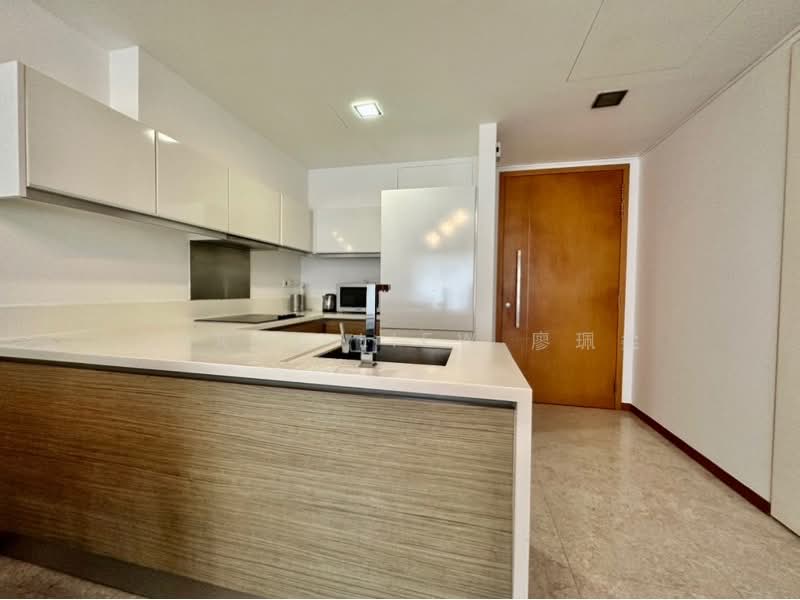 Marina Bay Residences, 18 Marina Boulevard, 1 Bedroom, 710 sqft, Condominium For Sale, by Carol Liew 廖珮柔, 500224711 - PropertyGuru.com.sg